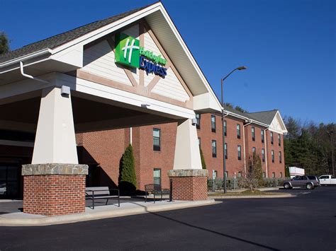 west jefferson nc motels.